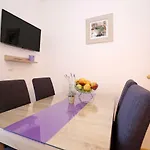 شقة Mara زادار