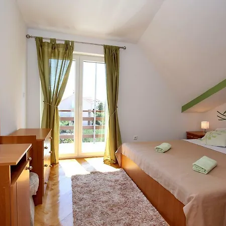 Apartment Mara *